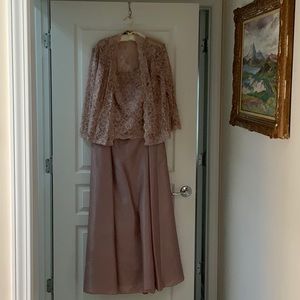 Formal evening dress gown